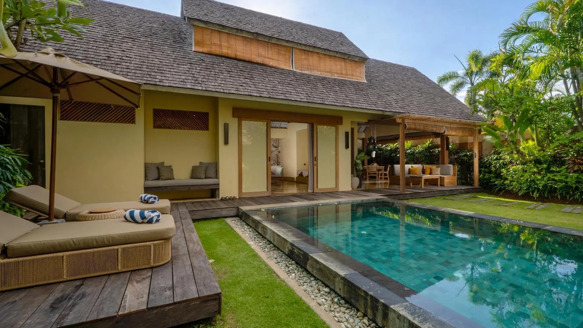 Space Villas Bali Seminyak  Seminyak (Bali)