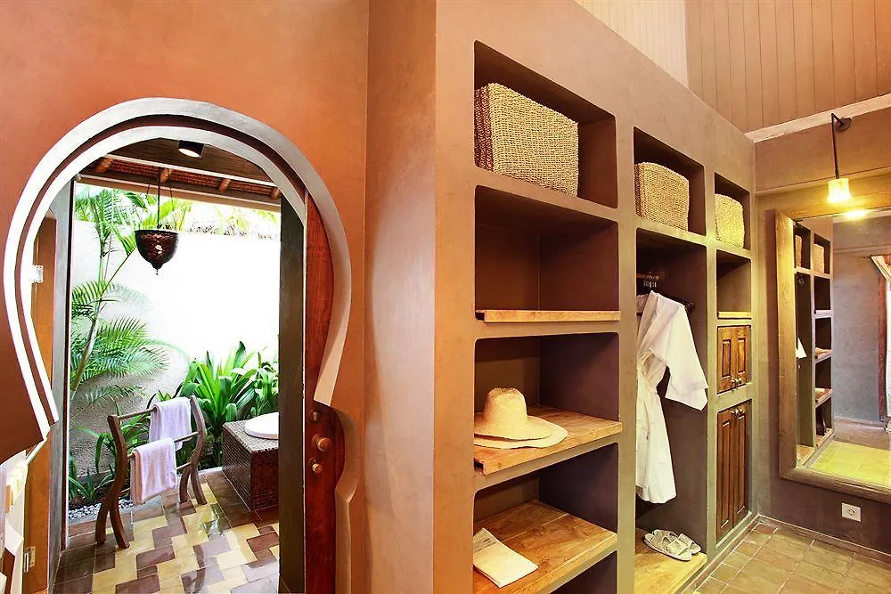 Space Villas Bali Seminyak Endonezya